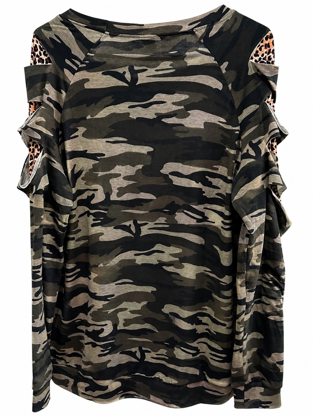 NWT Sunshine & Rodeos Camo Leopard Cold Shoulder Ruffle Top Size M - Picture 3 of 5